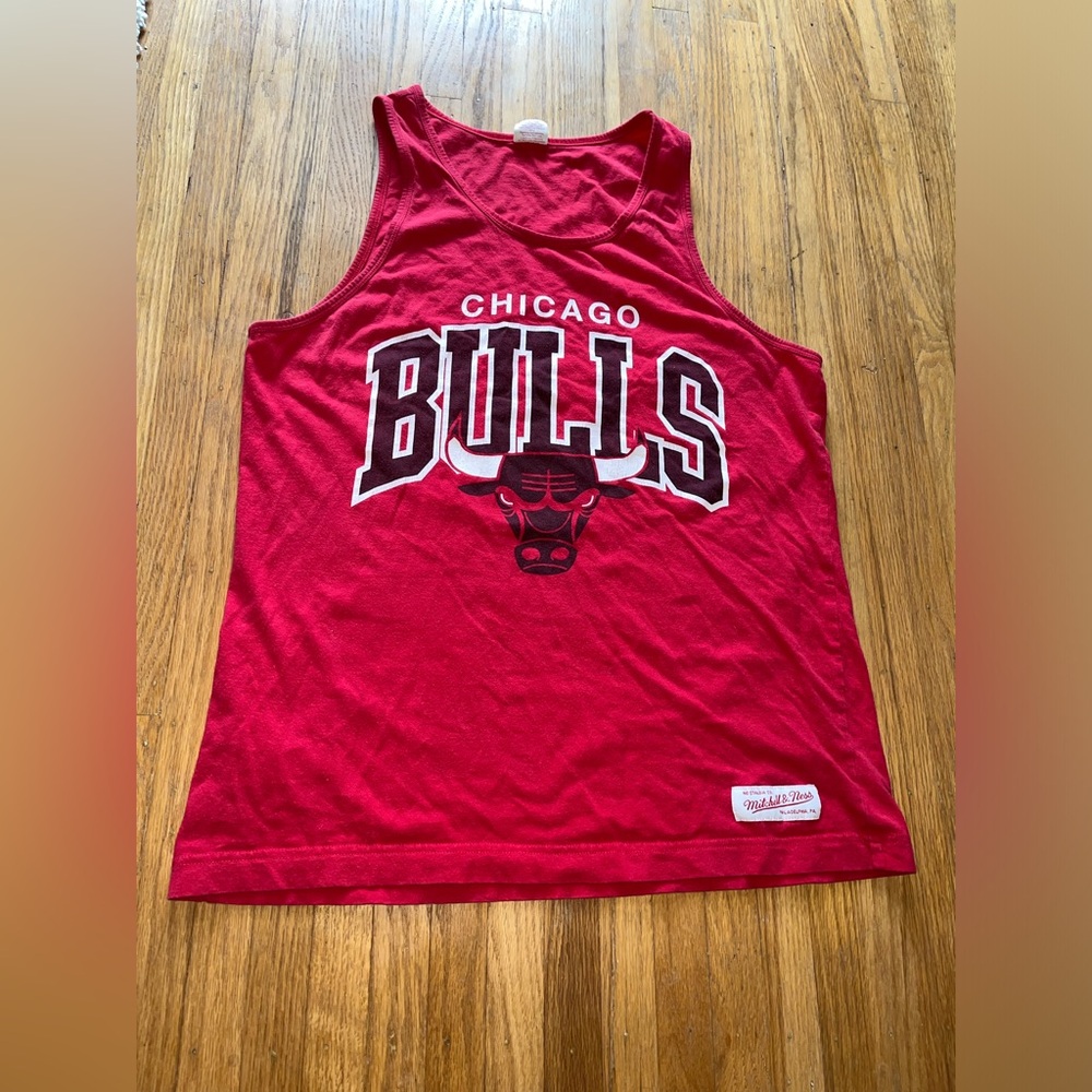 VINTAGE MITCHELL & NESS CHICAGO BULLS TANK SIZE LARGE